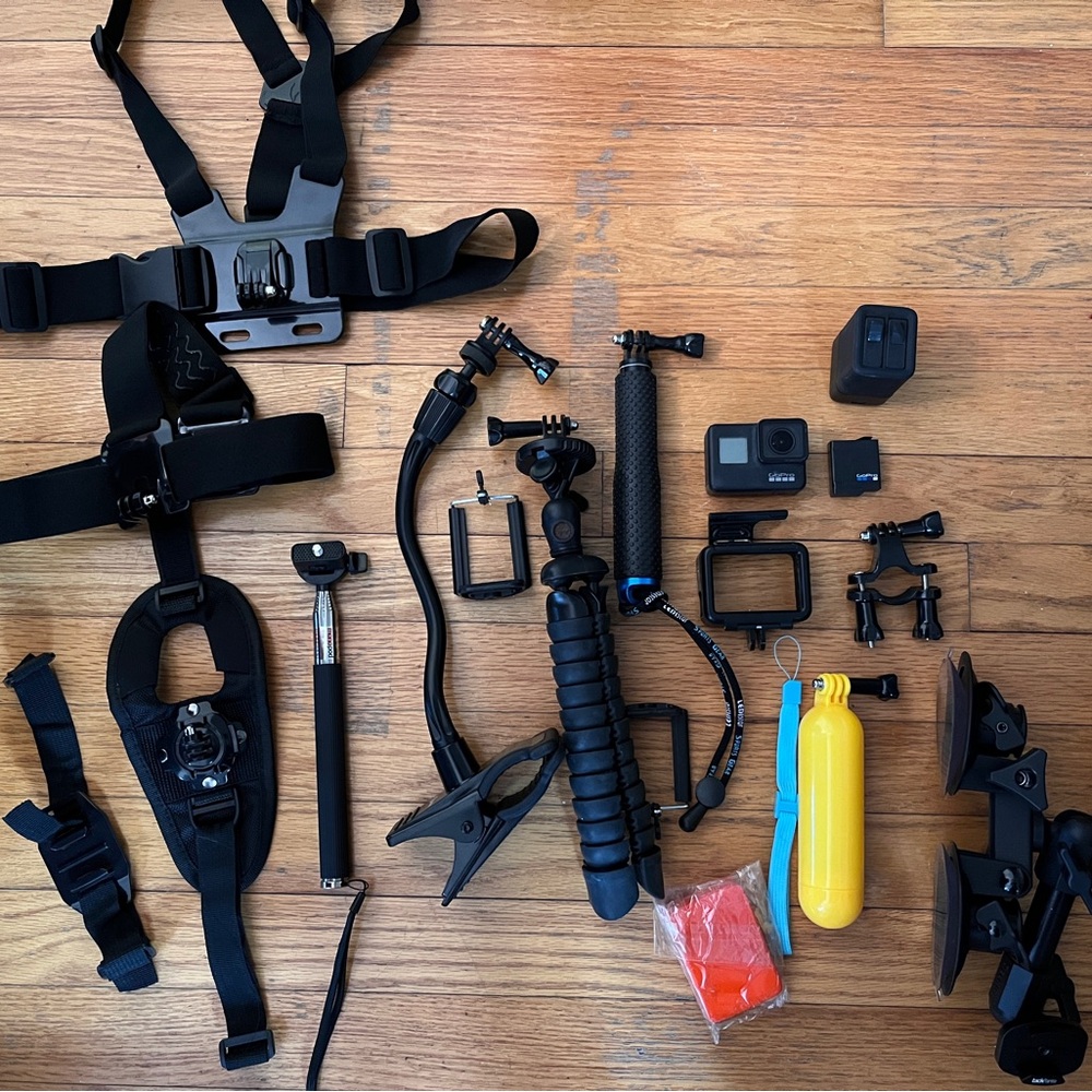 GoPro HERO7 Action Camera